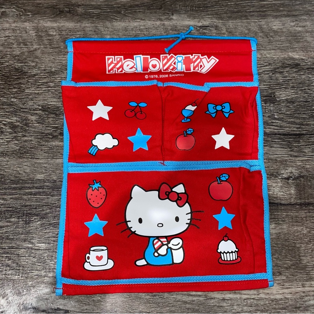 Hello Kitty Organizer